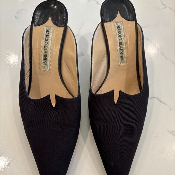 Manolo Blahnik Black Satin Faille Kitten Heel Slides / Mules - Sz 37 .5 - Picture 1 of 7